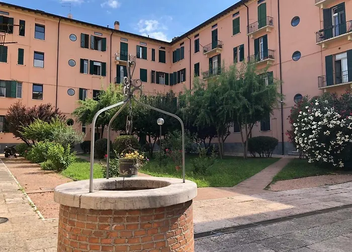 Angel's בית הארחה